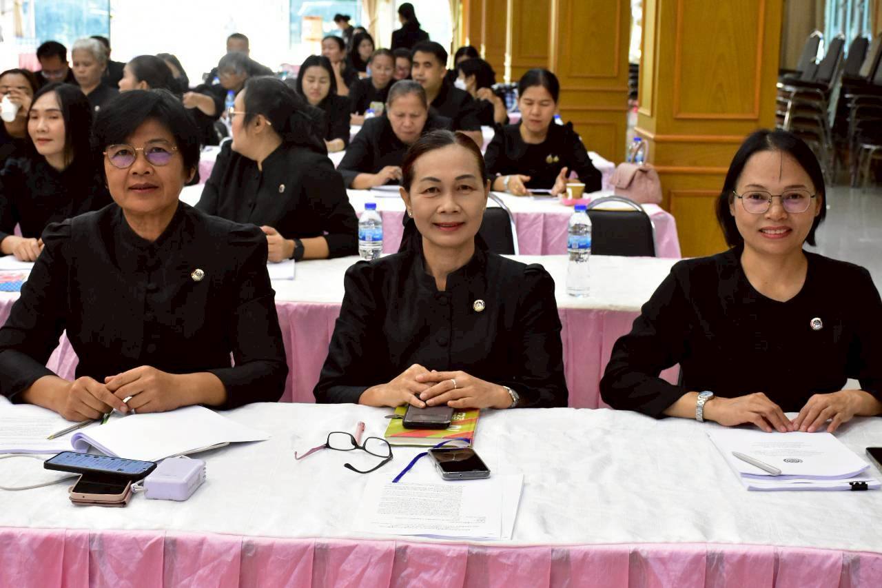สำนักงานพัฒนาชุมชนอำเภอกุดรัง ร่วมประชุมขับเคลื่อนตัวชี้วัด กรมการพัฒนาชุมชน ปี 69 