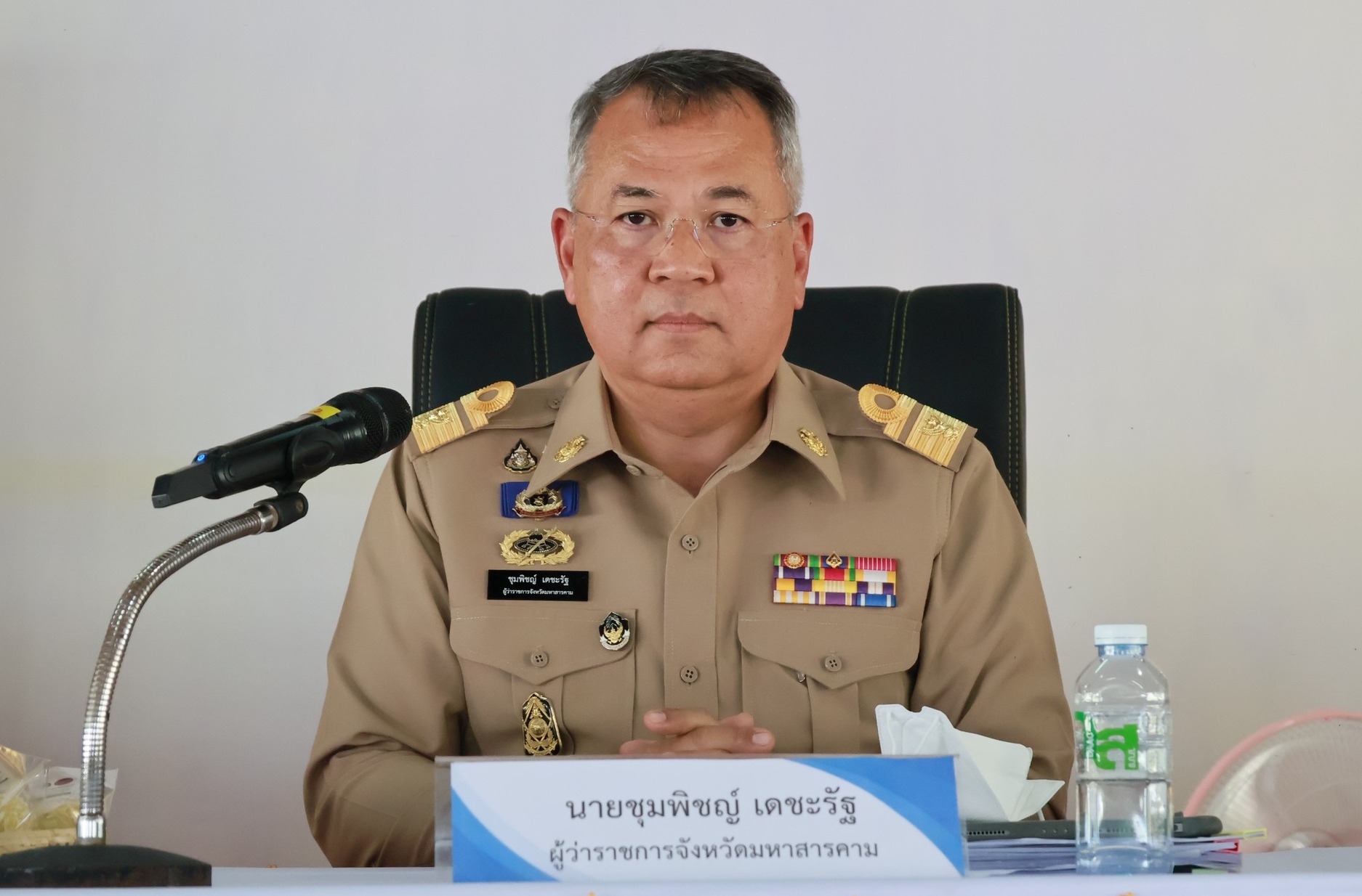 ผู้ว่าฯ มหาสารคาม ลงพื้นที่อำเภอกุดรัง มอบนโยบายขับเคลื่อนราชการ เน้นทำงานเชิงรุกเพื่อประชาชน